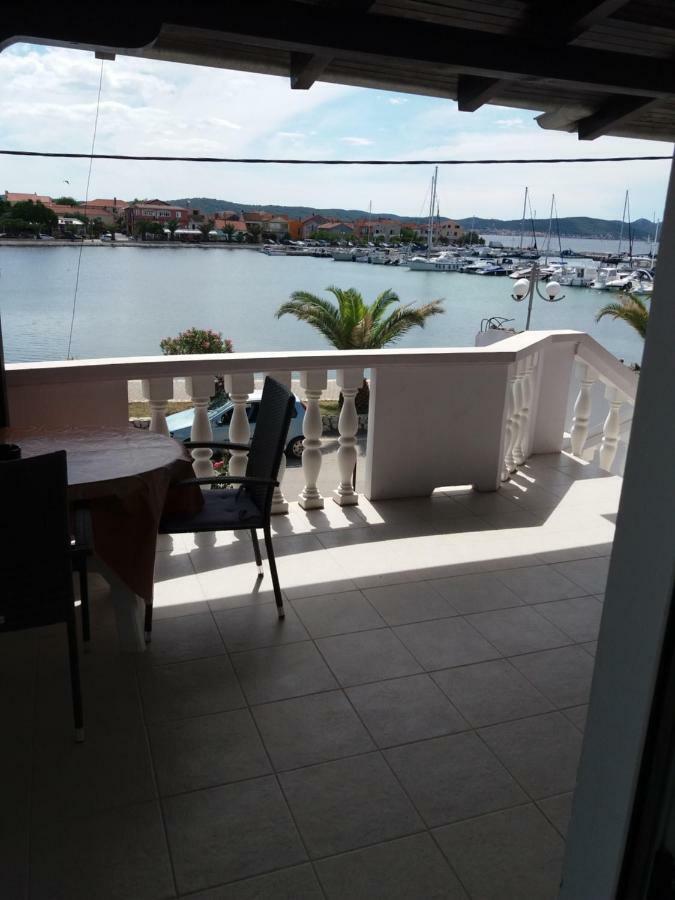 Apartmani Ana Bibinje Exterior photo