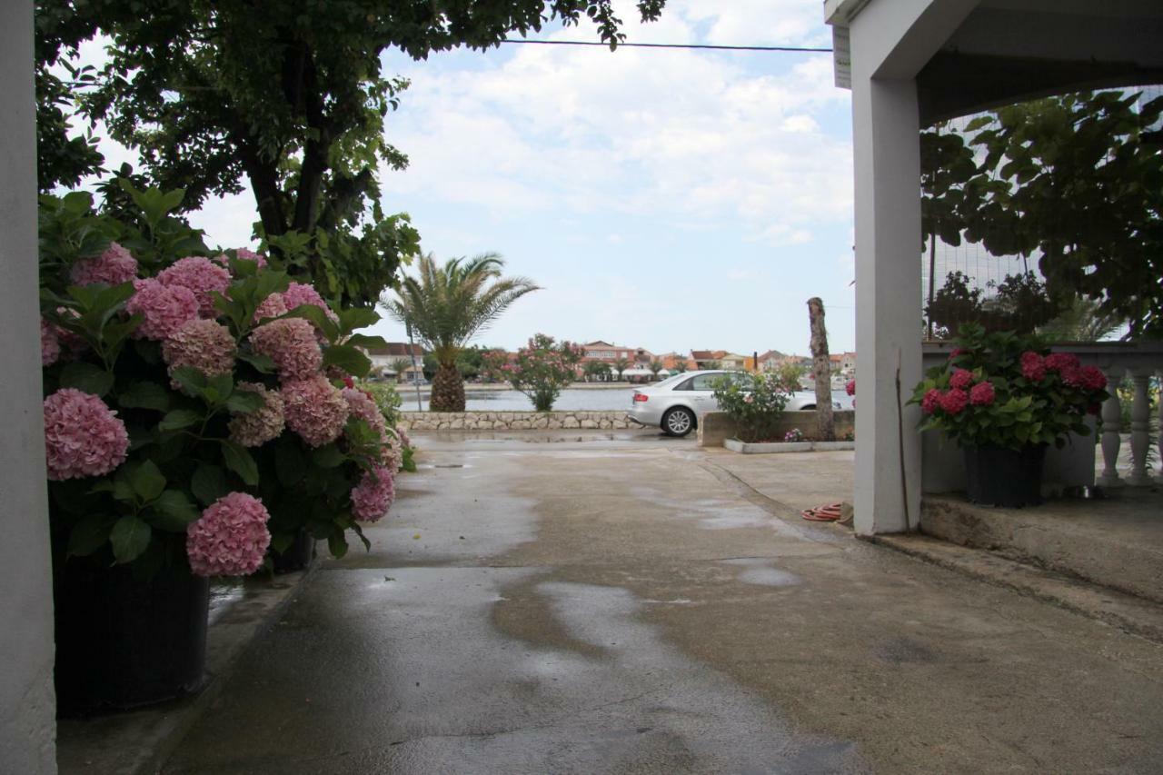 Apartmani Ana Bibinje Exterior photo