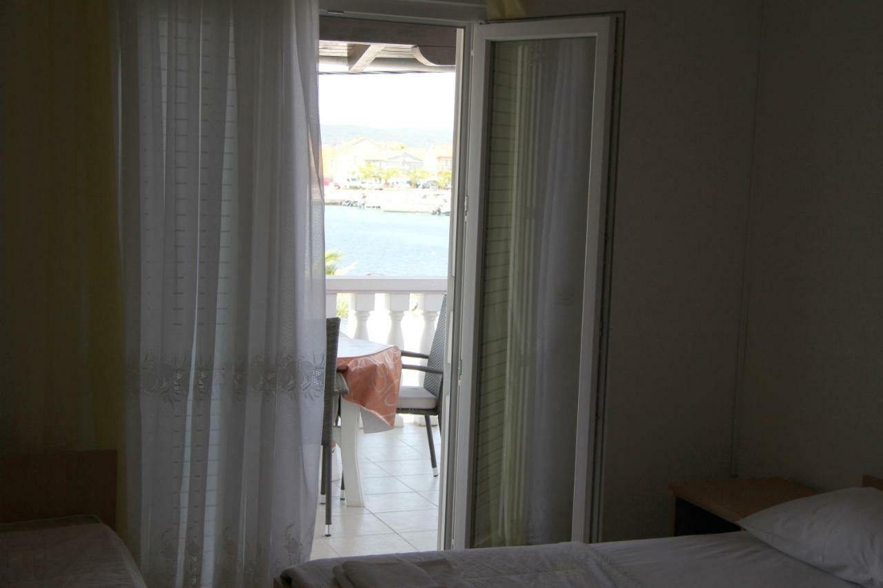 Apartmani Ana Bibinje Exterior photo